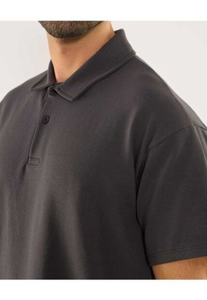 Polo Para Hombre Cuello Maquina Sin Bolsillo Color Gris Marca Ostu #60110815