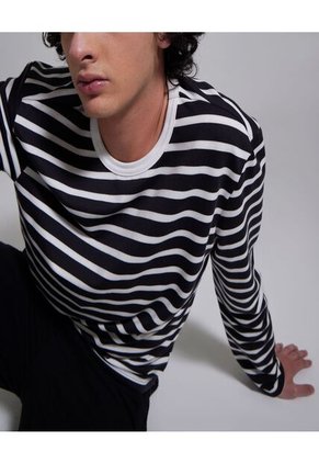 Camiseta Para Hombre Manga Larga Color Negrocarbon Marca Ostu #60090909