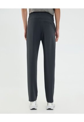 Pantalón Para Hombre Jogger Color Gris Marca Ostu #60070501