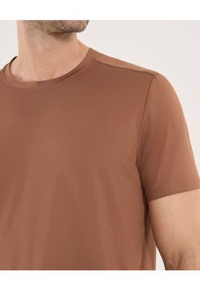 Camiseta Para Hombre Manga Corta Cuello Redondo Color Camel Marca Ostu #60091717
