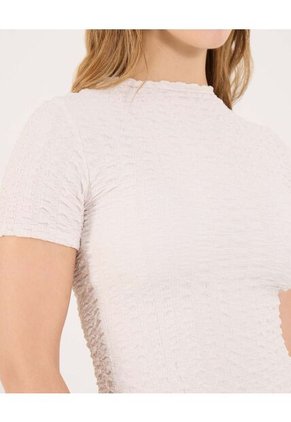 Camiseta Para Mujer Manga Corta Cuello Alto Color Beige Marca Ostu #40092621