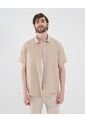 Camisa Para Hombre Manga Corta Con Bolsillo Cuello Casual M Color Beige Marca Ostu #60010819 de Ostu