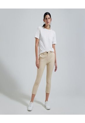 Pantalon Para Mujer Capri Color Camel Marca Ostu #40070524
