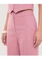 Pantalón Bota Ancha Con Textura  Para Mujer Rosado Ostu de Ostu