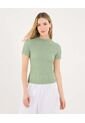 Camiseta Para Mujer Manga Corta Cuello Alto Color Verde Marca Ostu #40092622 de Ostu