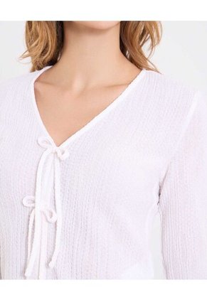 Blusa Para Mujer Manga Larga Color Crema Marca Ostu #40121218