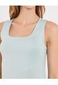 Top Basico Hombro Ancho  Para Mujer Verde Ostu de Ostu