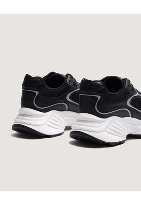 Tenis Chunky Con Paneles En Malla  Para Mujer Negro Ostu