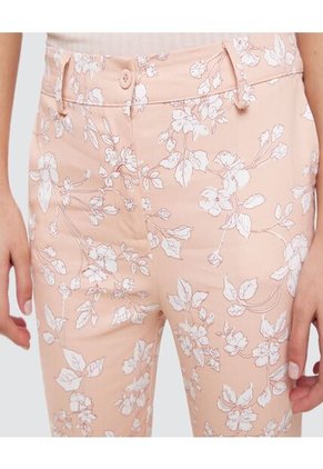 Pantalon Para Mujer Capri Color Rosado  Marca Ostu #40070373