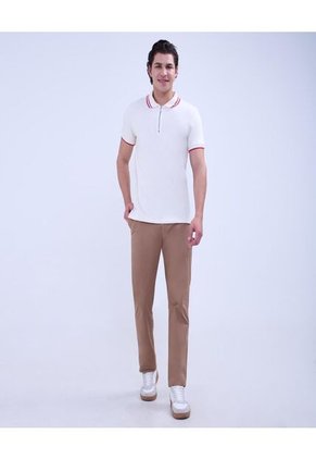 Polo Para Hombre Cuello Tejido Sin Bolsillo Color Crema Marca Ostu #60110709