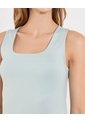 Top Basico Hombro Ancho  Para Mujer Verde Ostu de Ostu