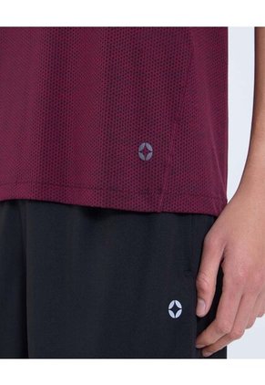 Camiseta Para Hombre Manga Corta Cuello Redondo Color Vino Marca Ostu #60091623