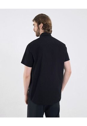 Camisa Para Hombre Manga Corta Con Bolsillo Cuello Casual M Color Negro Marca Ostu #60010818