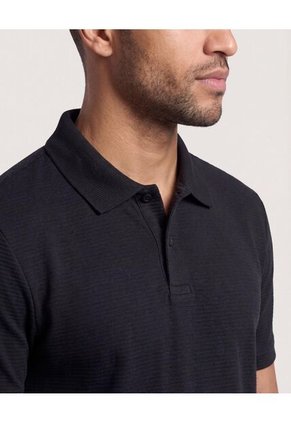 Polo  Para Hombre Cuello Tejido Sin Bolsillo Color Negro Marca Ostu #60110905