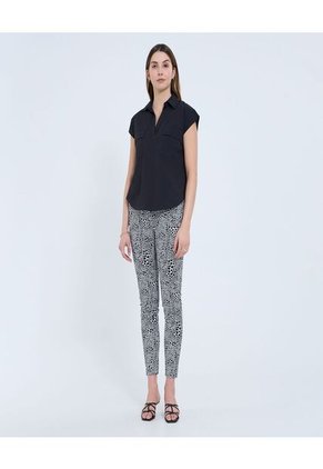 Camisa Para Mujer Manga Corta Color Negro Marca Ostu #40010289