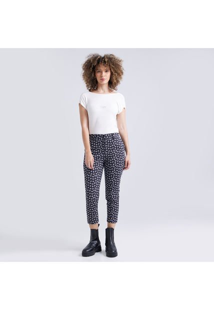 Pantalon Para Mujer Capri Color Negro Marca Ostu #40070464