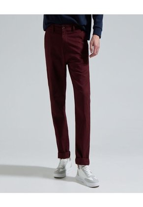 Pantalon Para Hombre Chino Color Vino Marca Ostu #60070245