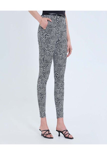Pantalón Para Mujer Chino Color Negro Marca Ostu #40070765