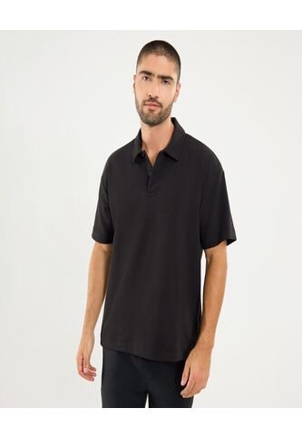 Polo Para Hombre Cuello Maquina Sin Bolsillo Color Negro Marca Ostu #60110782 Ostu