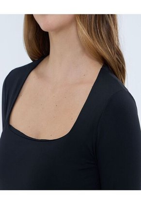 Camiseta Para Mujer Manga Larga Moda Color Negro Marca Ostu #40092412