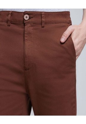 Pantalon Para Hombre Chino Color Café  Marca Ostu #60070365