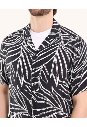 Camisa  Para Hombre Manga Corta Sin Bolsillo Cuello Resort Color Negro Marca Ostu #60010888 Ostu