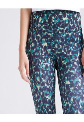 Leggins Para Mujer Medio Color Verde Marca Ostu #40230469