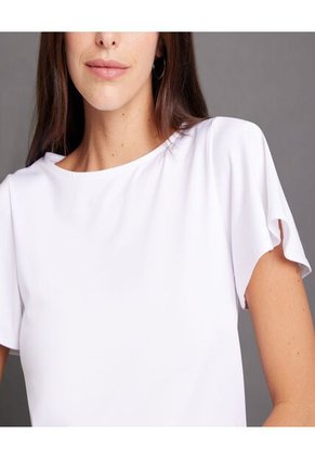 Camiseta Para Mujer Manga Corta Color Hueso Marca Ostu #40091626