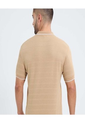 Polo Para Hombre Cuello Tejido Sin Bolsillo Color Beige Marca Ostu #60110739