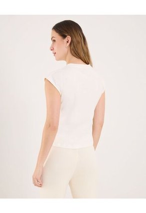 Camiseta Para Mujer Manga Corta Cuello Redondo Color Crema Marca Ostu #40092688