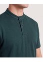 Polo Cuello Mao Regular  Para Hombre Verde Ostu de Ostu