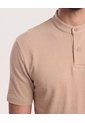 Polo Cuello Mao Regular  Para Hombre Beige Ostu de Ostu