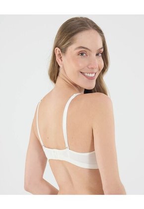 Brasier Para Mujer Copa Triangular Color Marfil Marca Ostu #40830014