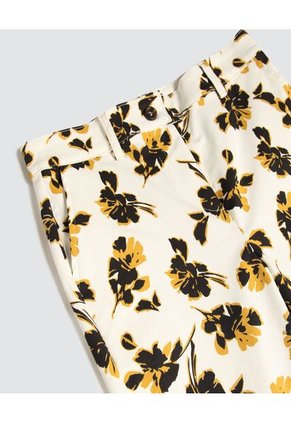 Pantalon Para Mujer Capri Color Crema Marca Ostu #40070527