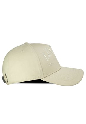 Gorra De Moda Oto Caps Street Legend Sporting Goods 1992