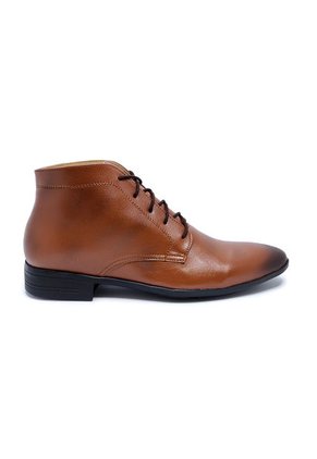 Bota Hombre Marron Claro Outfit Estambul