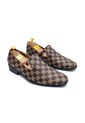 Zapato Loafer Chess Café Outfit de Outfit Colombia