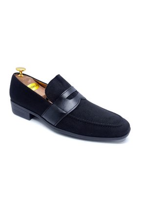 Zapato Loafer Negro Outfit París