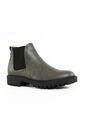 Botin Chelsea Gris Tracker Outfit de Outfit Colombia