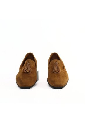 Zapato Hombre Loafer Miel Outfit
