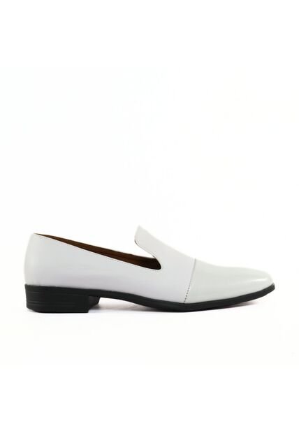 Zapato Loafer Livorno Blanco Outfit