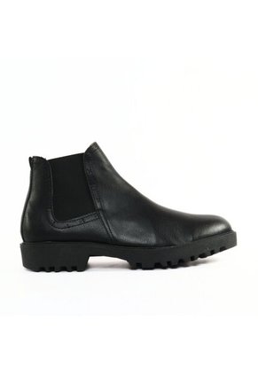 Botin Chelsea Negro Traker Outfit