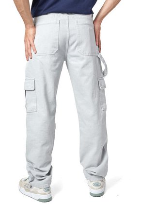 Jean Cargo Gris Claro Outfit Colombia