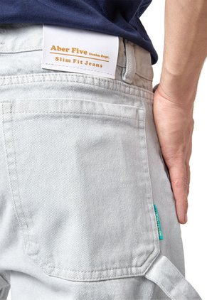 Jean Cargo Gris Claro Outfit Colombia