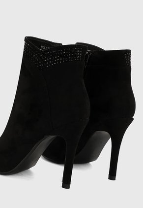 Botín Negro Paris District