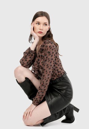 Blusa Café-Negro Paris District