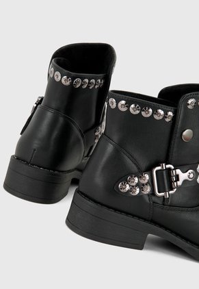 Botín Negro Paris District