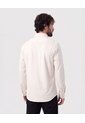 Camisa Unicolor Con Cuello De Botón   Para Hombre Crema Patprimo de Patprimo