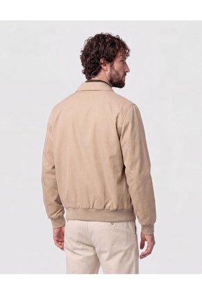 Chaqueta Unicolor Con Cuello   Para Hombre Café Patprimo