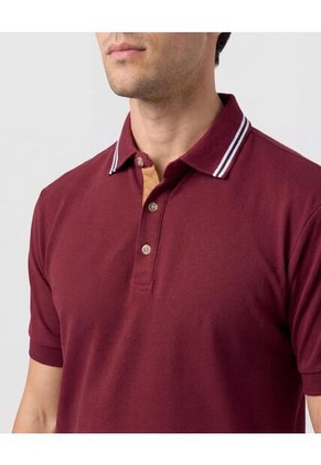 Polo Con Pechera En Contraste   Para Hombre Vino Patprimo
